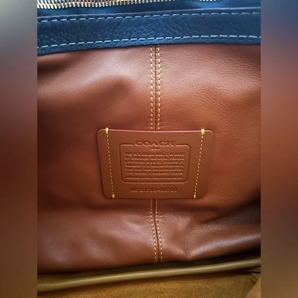 COACH BANDIT 39 EUC - Picture 7 of 12